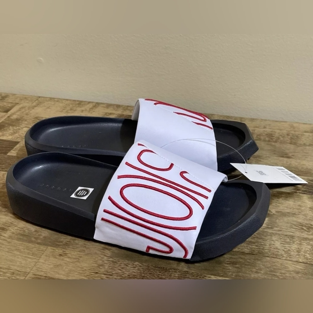 AIR JORDAN NOLA SLIDE WHITE/GEM RED WOMEN'S US SZ8 BRAND NEW TAG ON NO BOX
